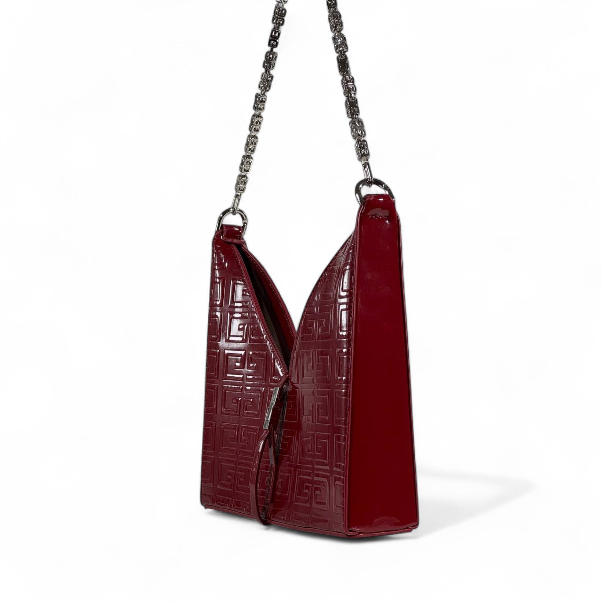 🍷 Givenchy Burgundy V-Cut Chain Shoulder Bag – Sleek, Modern & Couture ✨