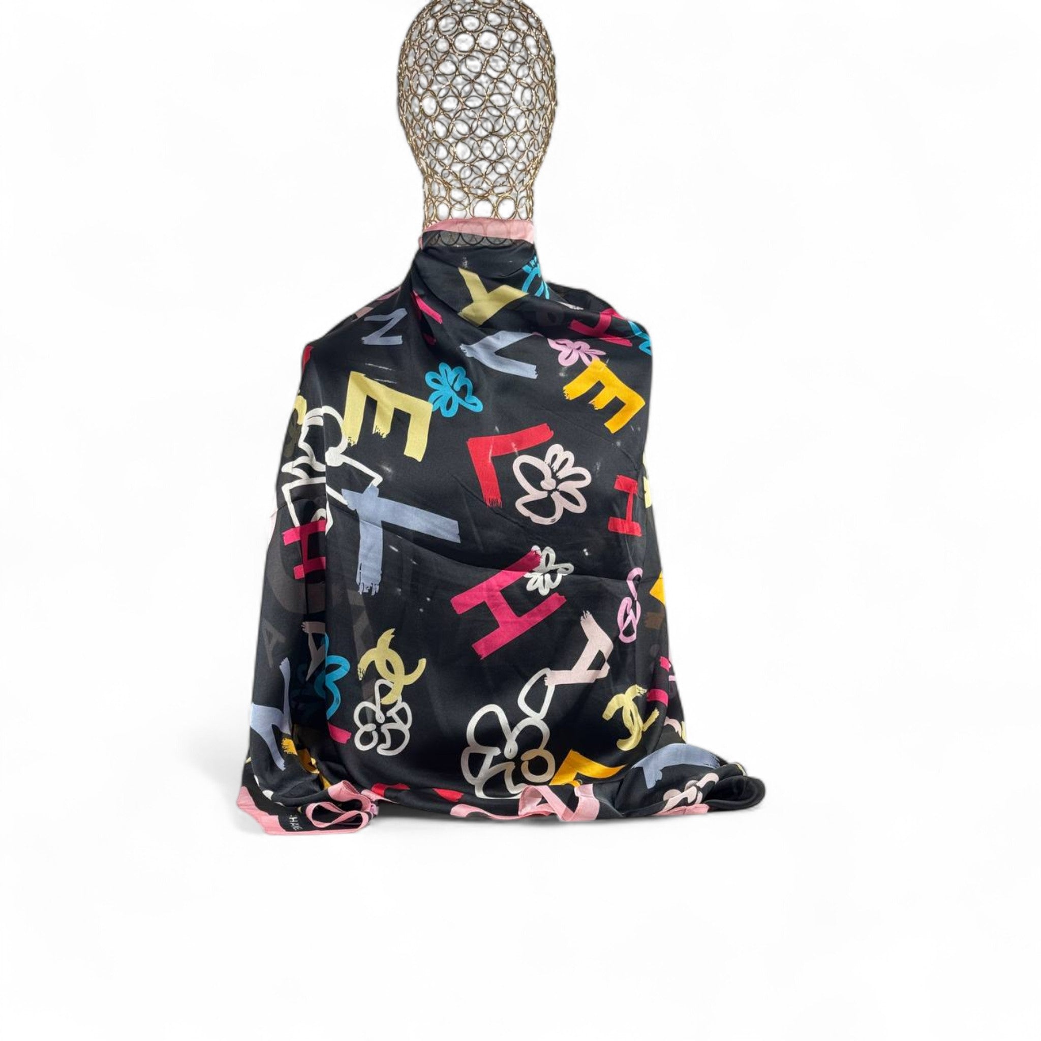 🖤 Chanel Multicolor Silk Scarf – Iconic Parisian Elegance ✨