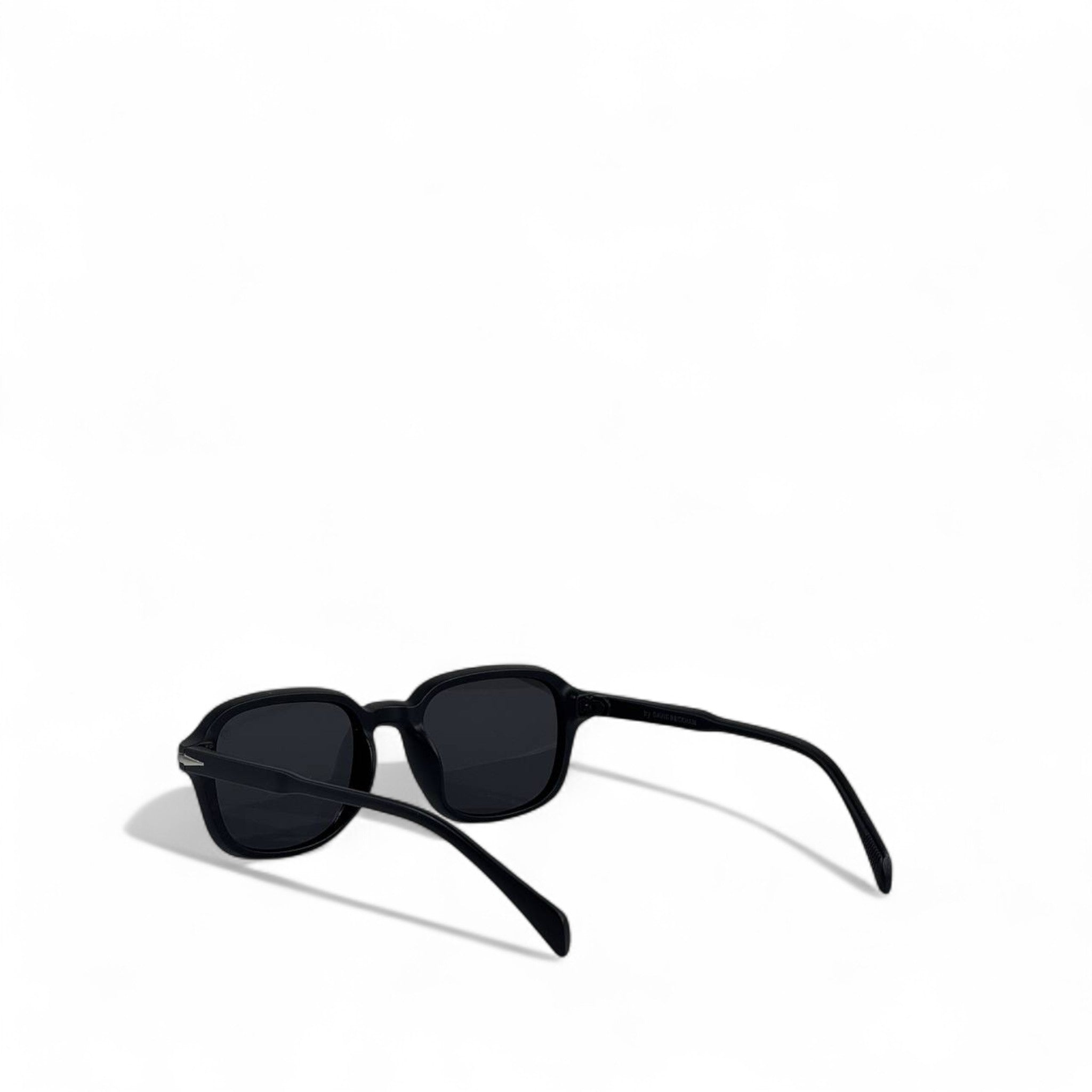 ✨ David Beckham Sunglasses – Black Square Frame with Dark Lenses 🕶️👑
