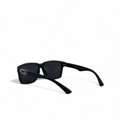 🕶️ Maybach Luxury Sunglasses – Black Square Frame with Iconic Logo Detail 👑✨