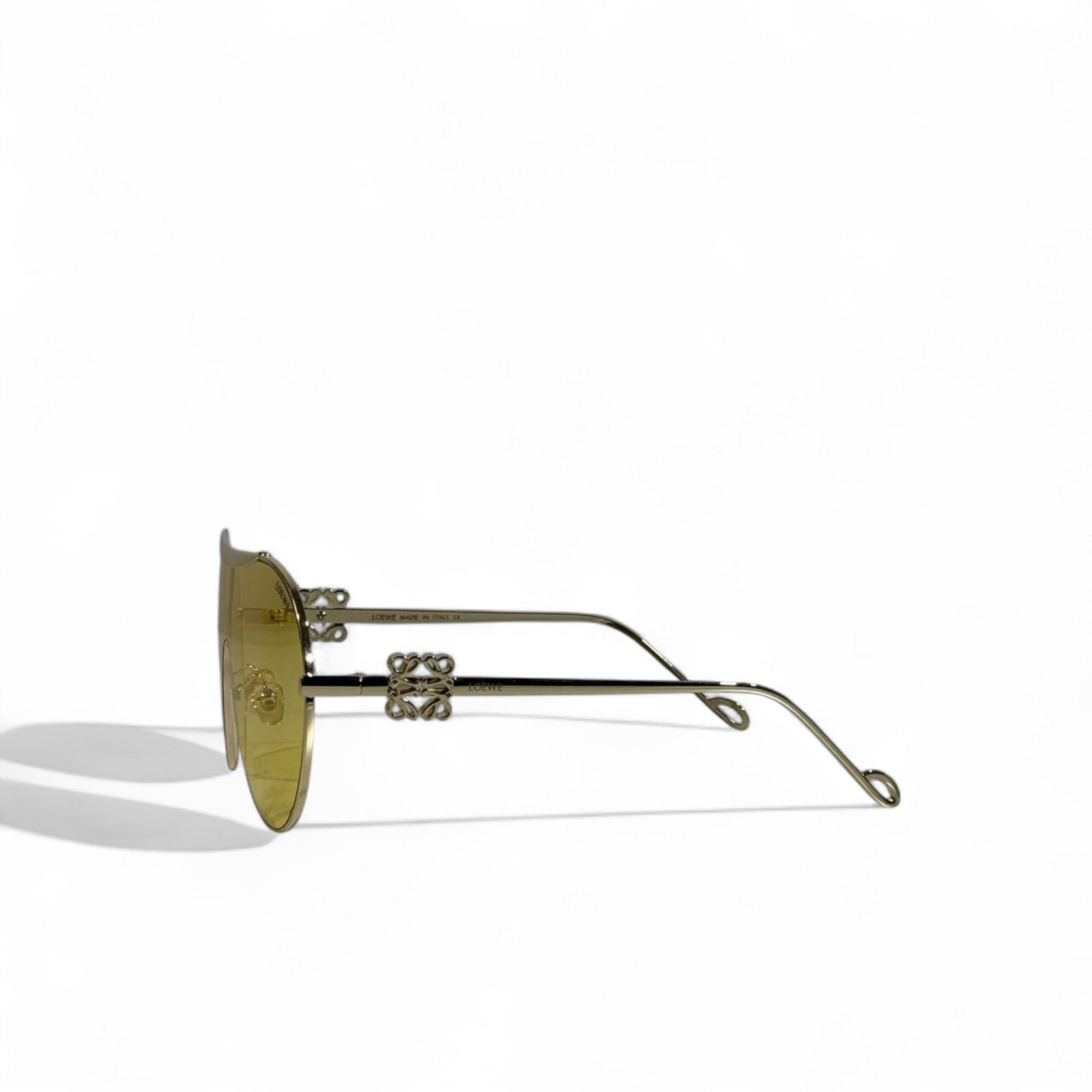 ✨ Loewe Sunglasses – Gold Visor Frame with Yellow Shield Lenses 🕶️👑