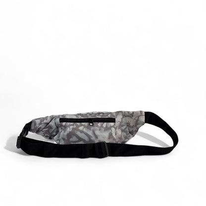 Alo Grey Camo Waist Bag – Urban Streetwear Essential 🖤🎒