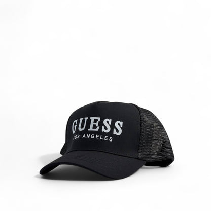 Guess Los Angeles Black Trucker Cap – Casual Streetwear Essential 🧢🖤