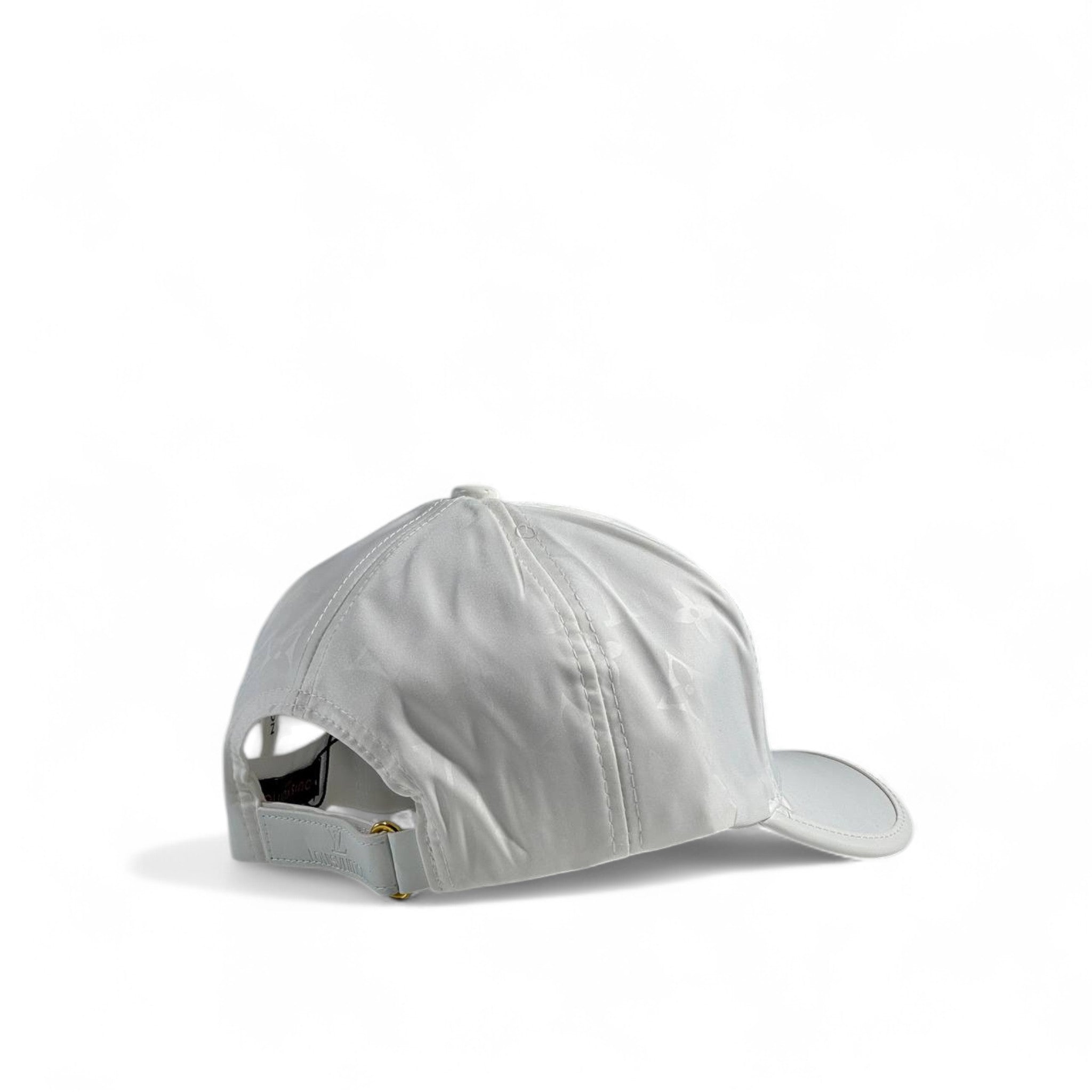 Louis Vuitton White Monogram Cap – Iconic Elegance 🤍🖤
