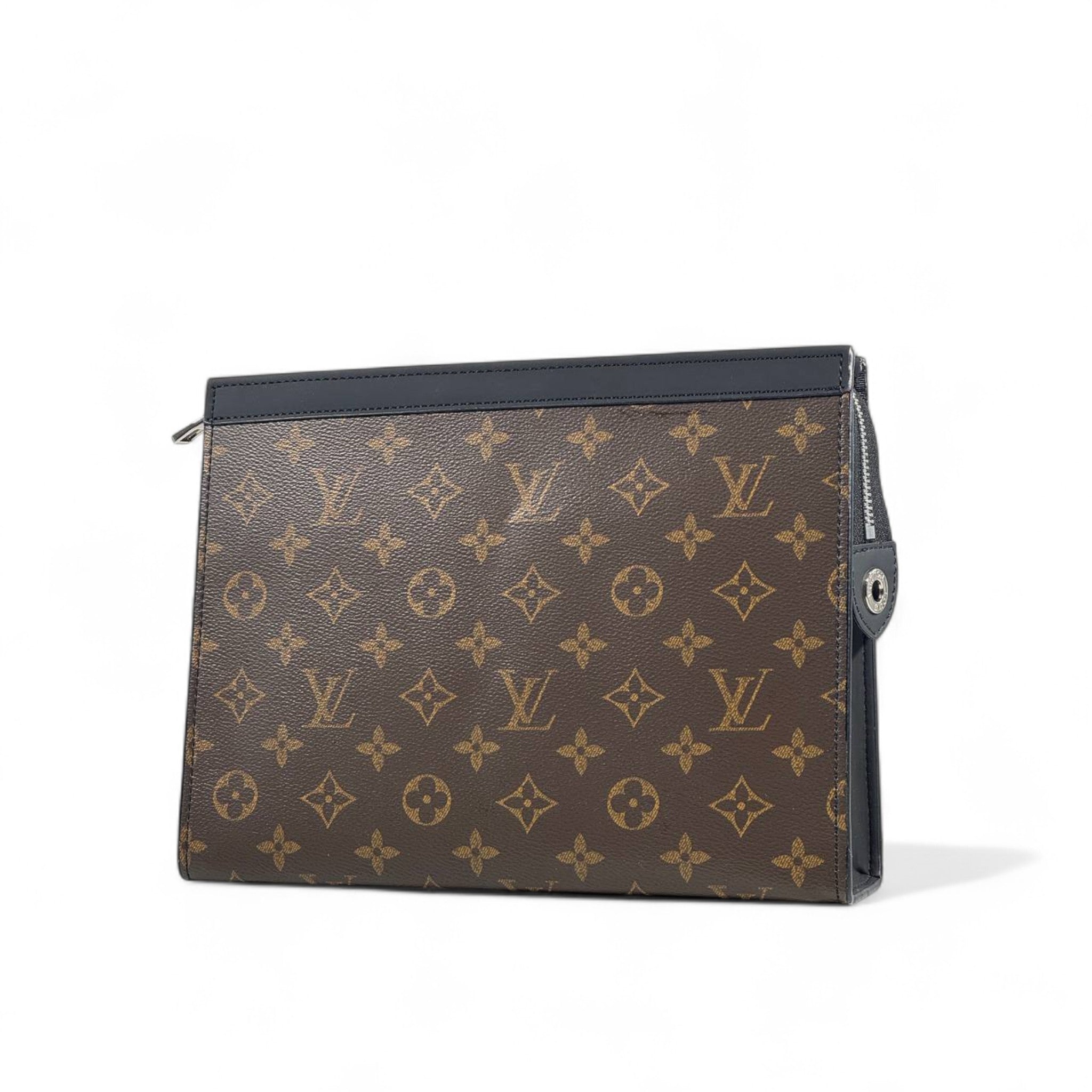 Louis Vuitton Monogram Classic Clutch 👜✨