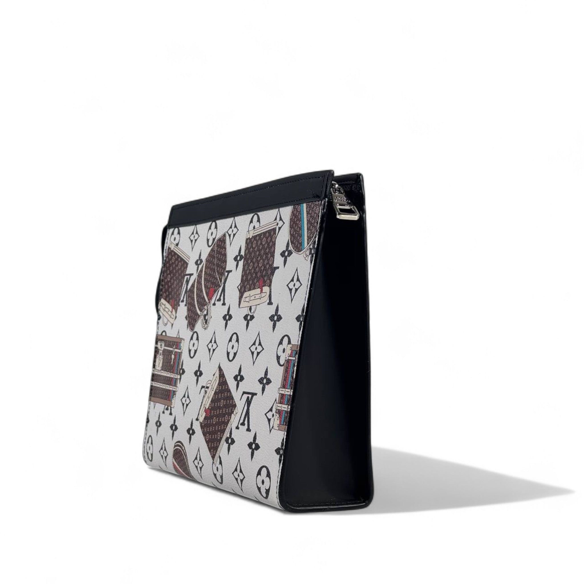 Louis Vuitton Monogram Travel Illustration Clutch ✈️👜