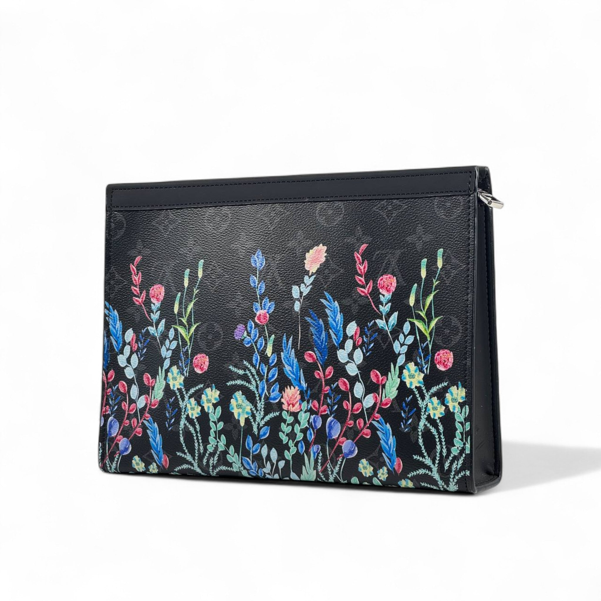 Louis Vuitton Floral Monogram Clutch 🌿 – MASTERPIECE