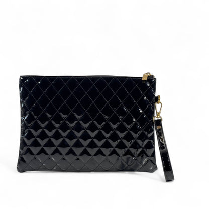 Chanel Quilted Patent Leather Pouch ✨🖤