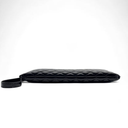 Chanel Quilted Patent Leather Pouch ✨🖤