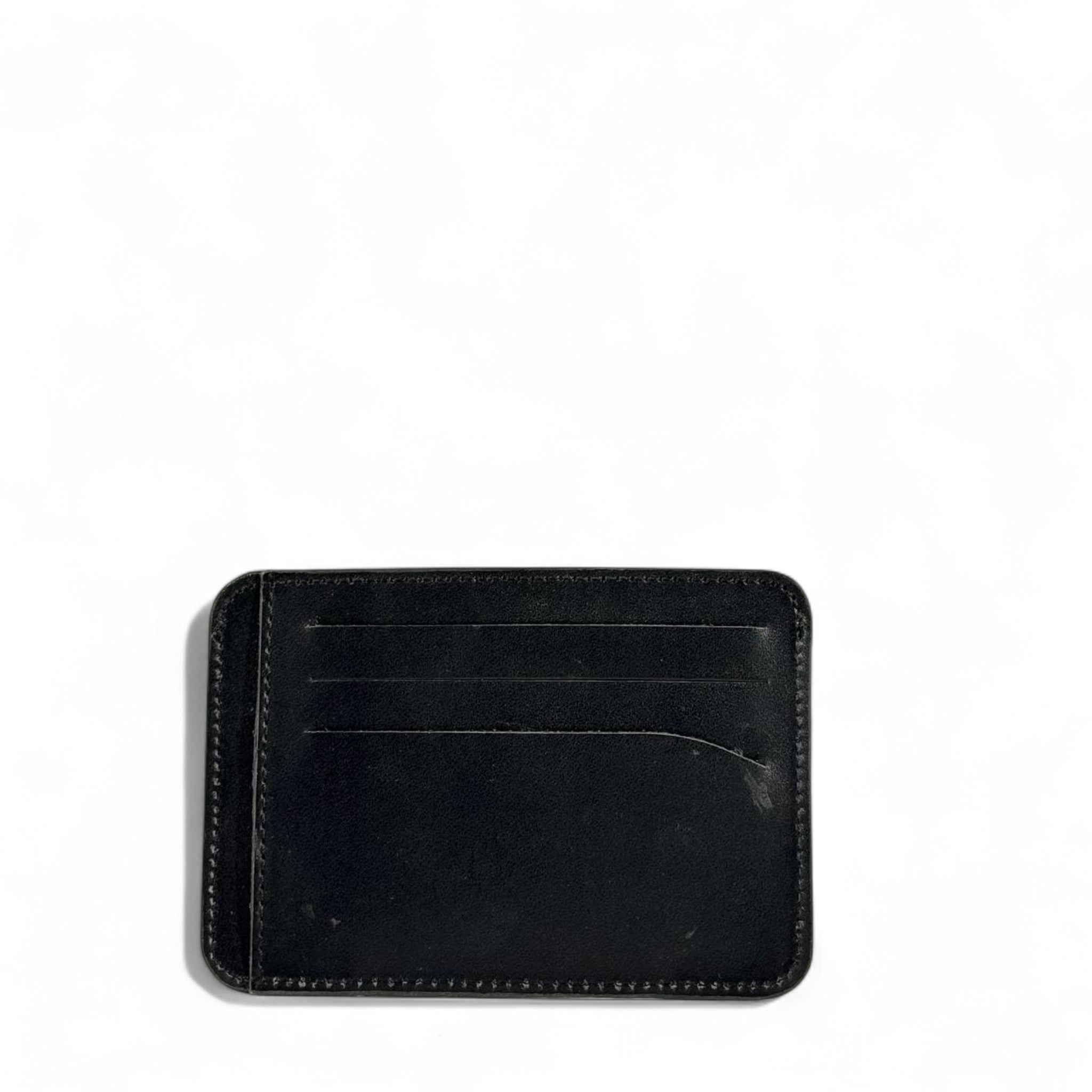 ⚫ Salvatore Ferragamo Black Leather Card Holder – Italian Sophistication in Every Detail