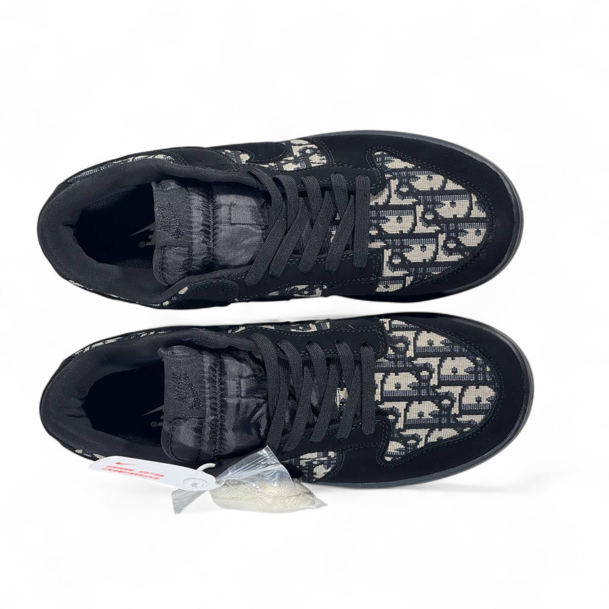 🖤 Dior x Nike Low-Top Sneakers – Black Monogram