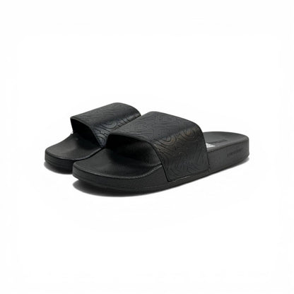 BURBERRY Luxury Black Slide Sandals – Embossed Monogram Comfort & Premium Streetwear 👟✨