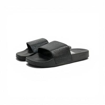 BURBERRY Luxury Black Slide Sandals – Embossed Monogram Comfort & Premium Streetwear 👟✨