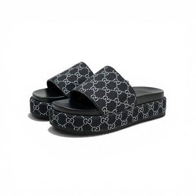 GUCCI Luxury Black Platform Slide Sandals – GG Monogram Statement & Premium Streetwear 👟✨