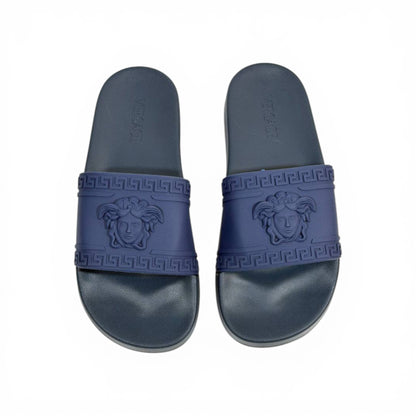 VERSACE Luxury Navy Blue Slide Sandals – Medusa Icon Design & Premium Comfort 👟✨