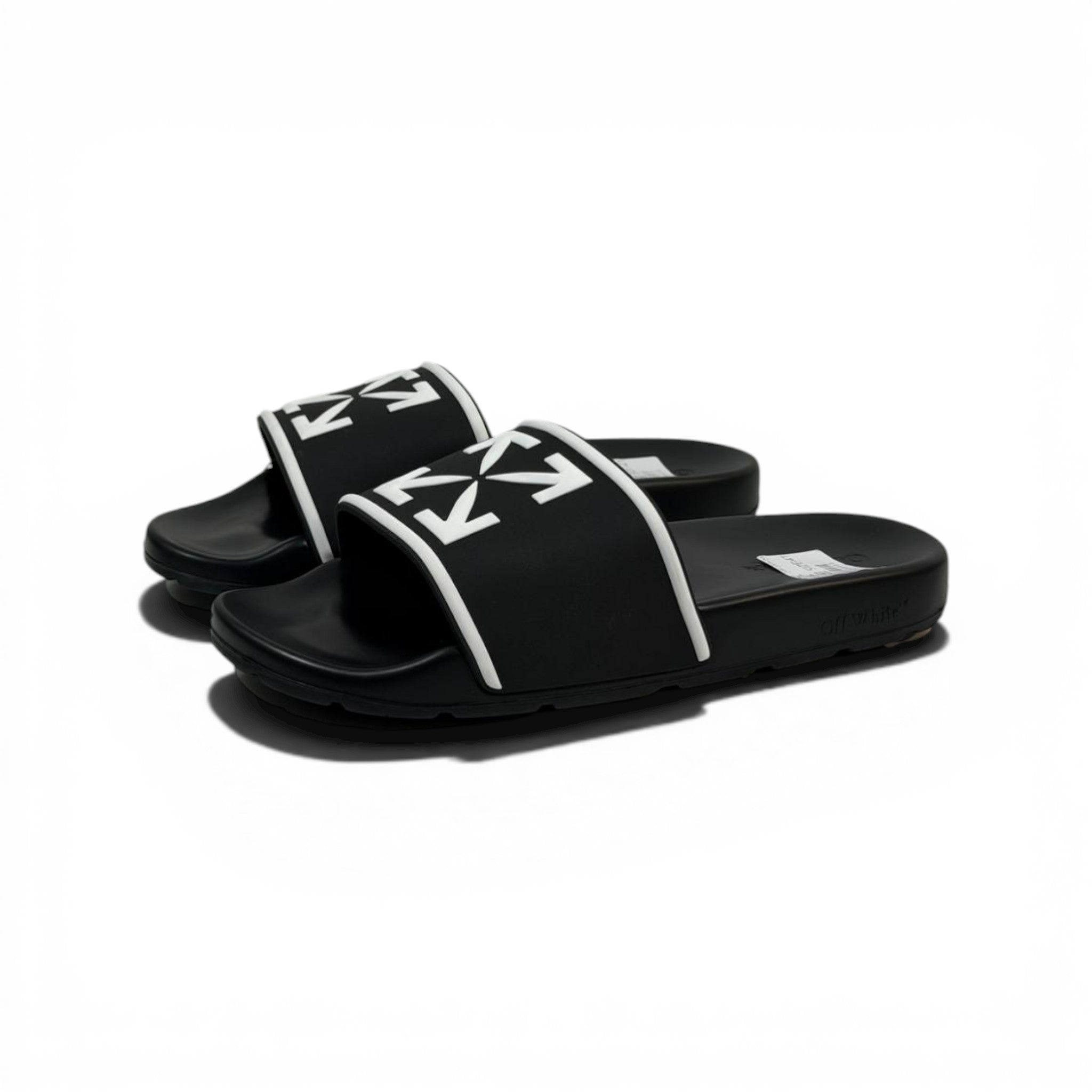 OFF-WHITE Luxury Black Slide  – Iconic Arrow Logo Design & Premium Streetwear 👟✨
