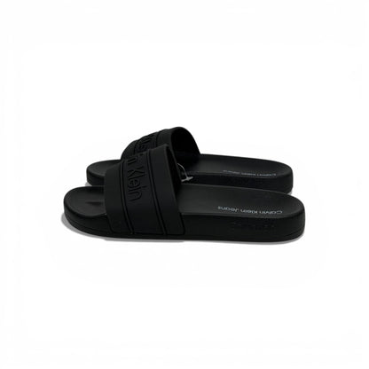 🖤✨ Calvin Klein Embossed Logo Slide Slippers – Black Minimal Luxury ✨🖤