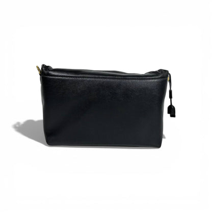 Fendi Leather Baguette Shoulder Bag – Classic Black 🖤✨