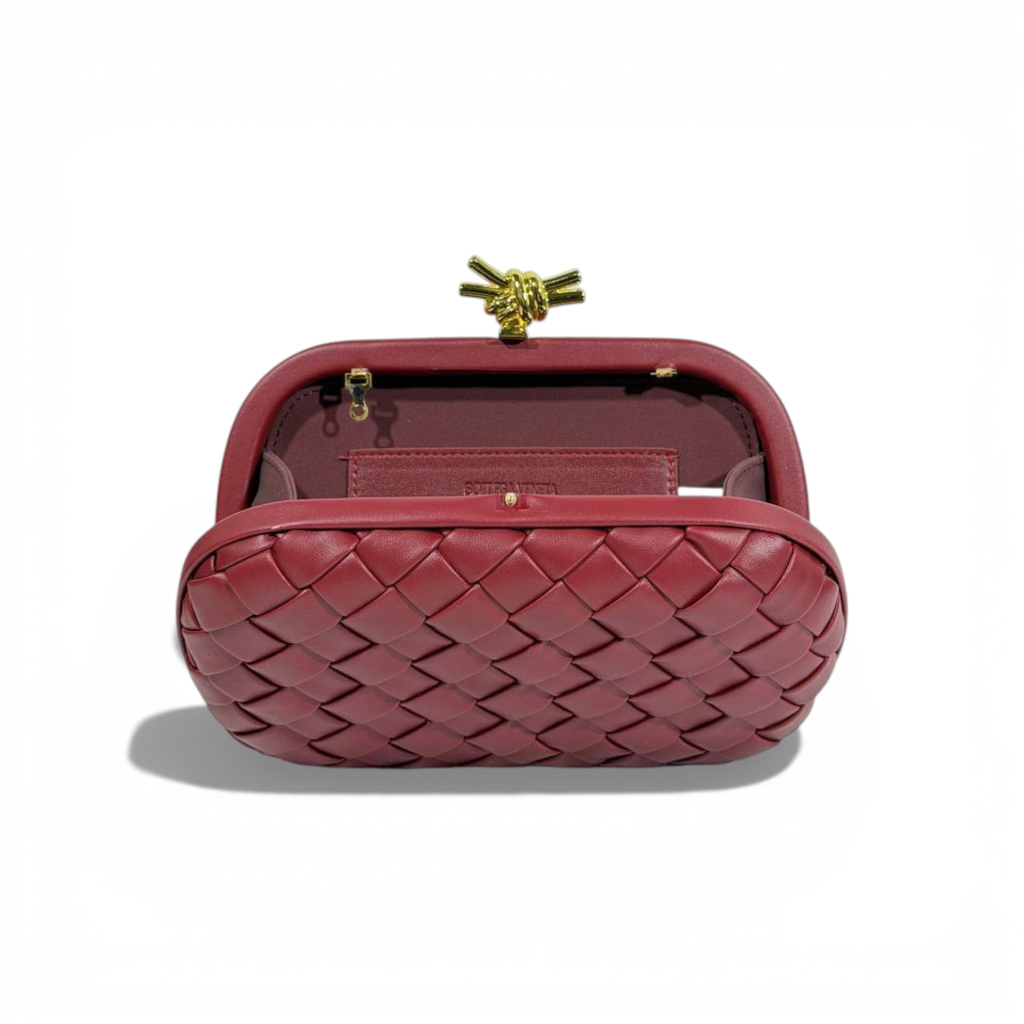 Bottega Veneta Intrecciato Knot Clutch Deep Red❤️✨