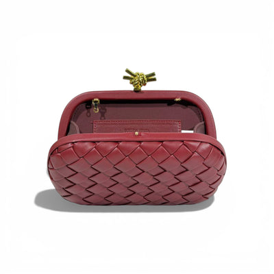 Bottega Veneta Intrecciato Knot Clutch Deep Red❤️✨