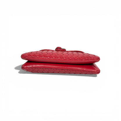 👜 Bottega Veneta Intrecciato Leather Clutch – Red ❤️