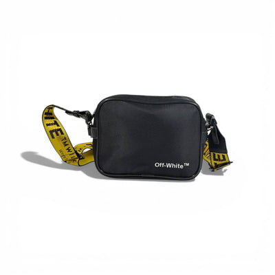🖤🔥 Off-White Black Crossbody Bag with Iconic Yellow Strap – Street Luxury Must-Have 🔥👜