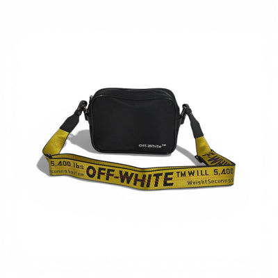 🖤🔥 Off-White Black Crossbody Bag with Iconic Yellow Strap – Street Luxury Must-Have 🔥👜