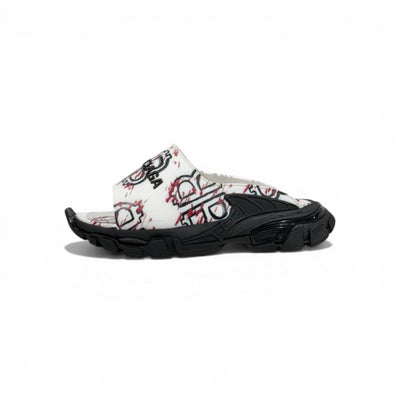 Balenciaga White Graffiti Chunky Slides – Bold Streetwear Slippers ⚪🔥