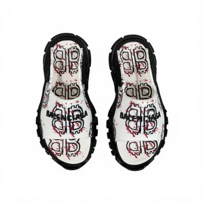 Balenciaga White Graffiti Chunky Slides – Bold Streetwear Slippers ⚪🔥