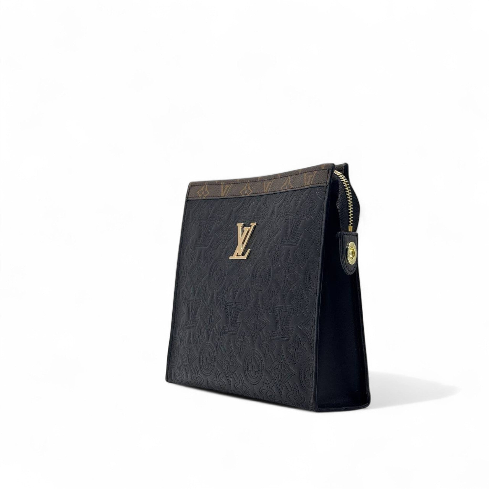 🖤 Louis Vuitton Embossed Monogram Clutch – Timeless Elegance ✨