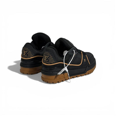🖤 Louis Vuitton Luxury Low-Top Sneakers – Black with Camel Sole 👟✨