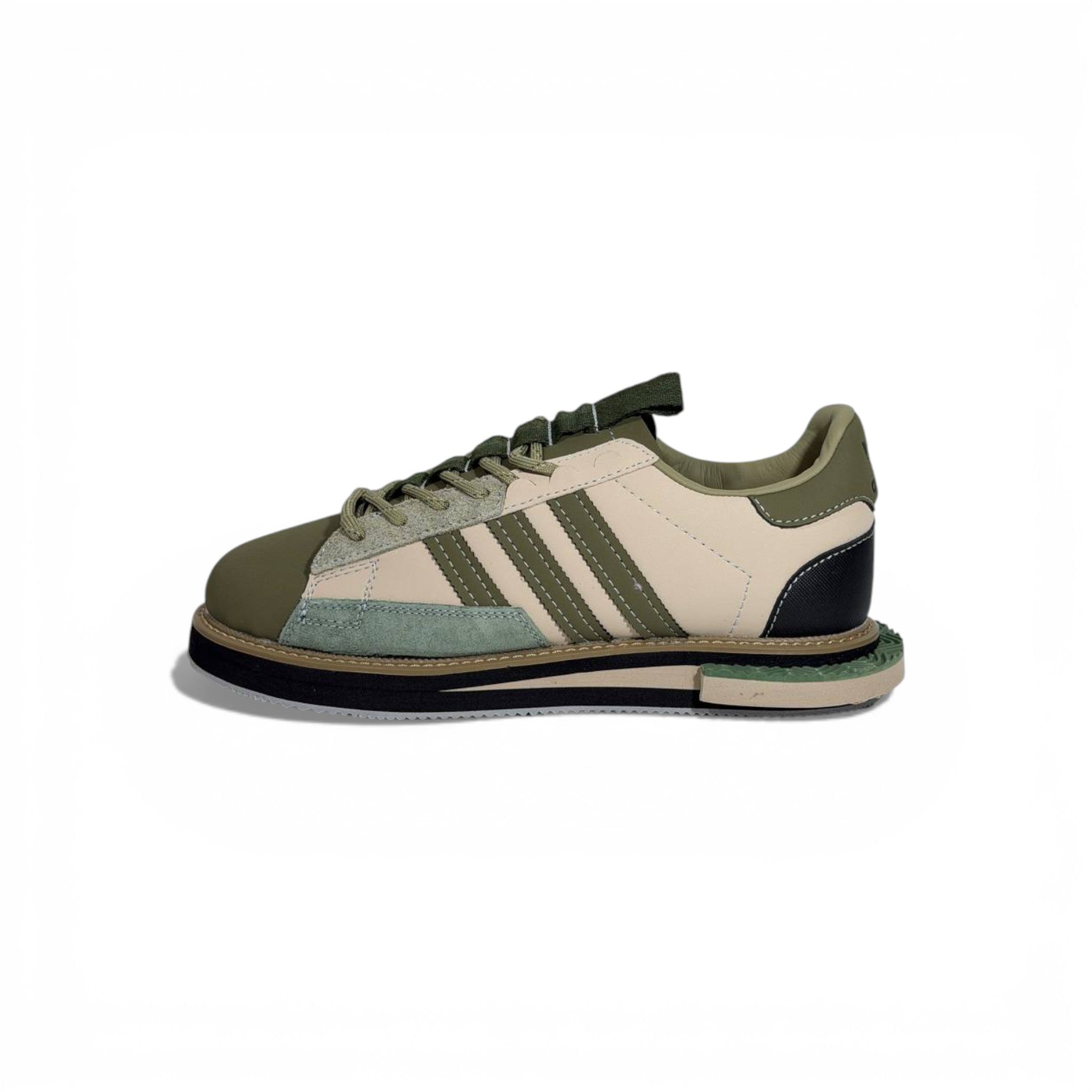 👟🌿 Adidas Original Low Sneakers – Olive & Beige Outdoor Street Style 💚✨