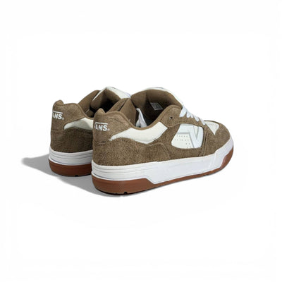👟🔥 Vans Low-Top Sneakers – Brown Suede & White Classic Street Style 🤎🤍
