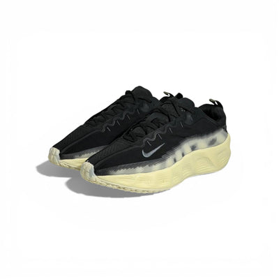 ⚡👟 Nike Futuristic Performance Sneakers – Black with Translucent Sole 🖤✨