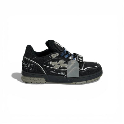 🖤🔥 Louis Vuitton Luxury Low-Top Sneakers – Black Monogram Street Edition 👟✨