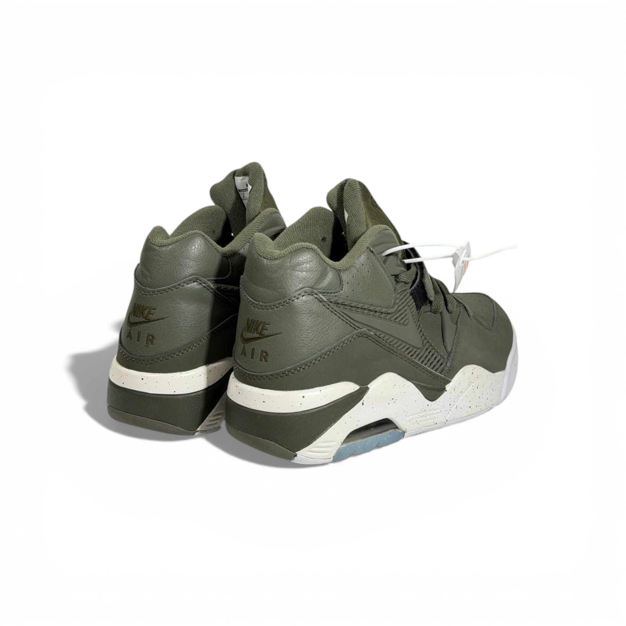 🟢👟 Nike Air Force Mid Sneakers – Olive Green & White Street Power 💥✨