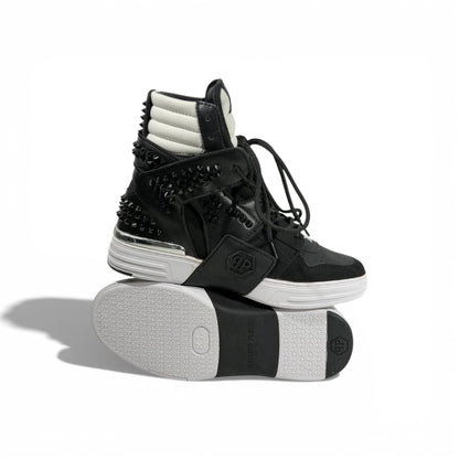 👟 Philipp Plein Black & White Studded High-Top Sneakers – Bold Luxury Statement 🖤🤍🔥