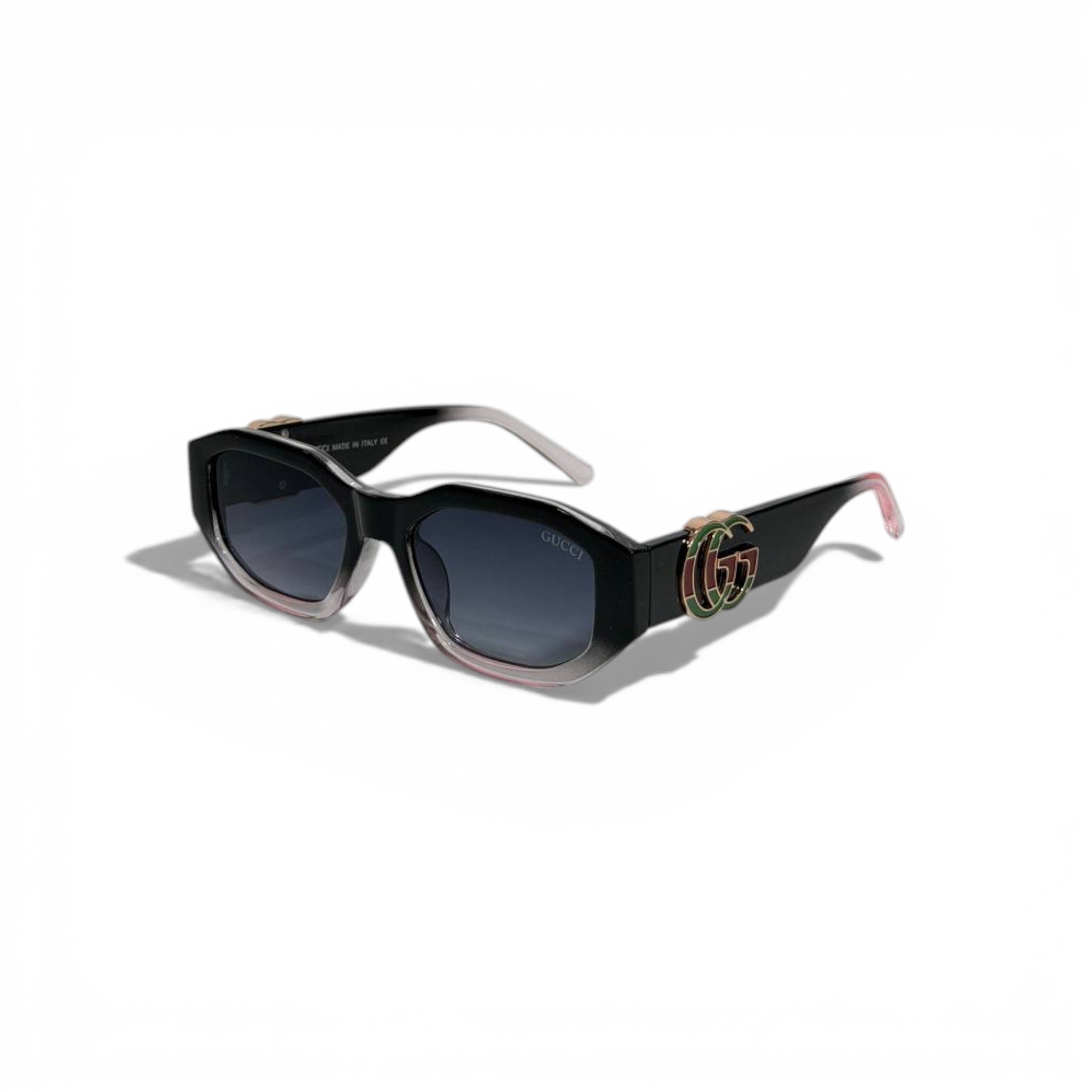 🕶️ Gucci Iconic Sunglasses – Bold Luxury Statement ✨