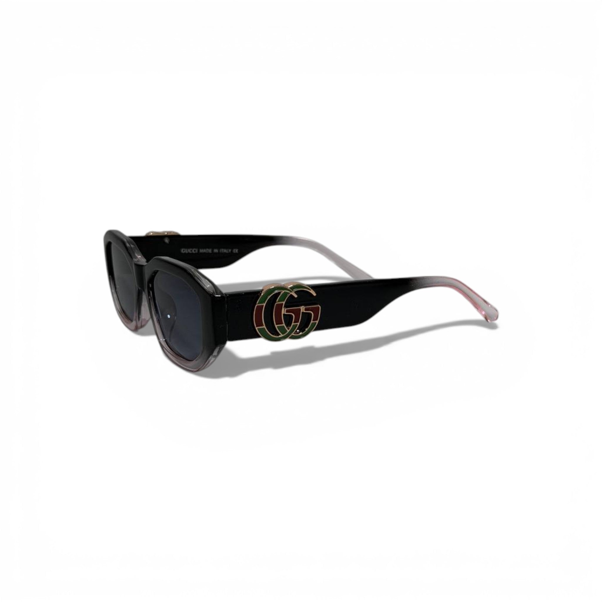 🕶️ Gucci Iconic Sunglasses – Bold Luxury Statement ✨