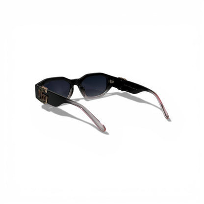 🕶️ Gucci Iconic Sunglasses – Bold Luxury Statement ✨