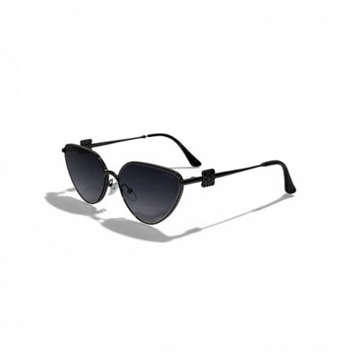 🕶️🖤 Loewe Black Cat Eye Sunglasses – Iconic Minimal Luxury 🖤🕶️