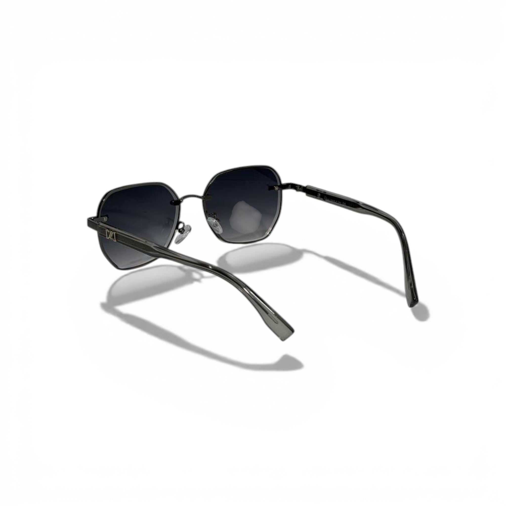 🕶️👑 Dior Black Square Sunglasses with Signature Gold Detail 👑🕶️