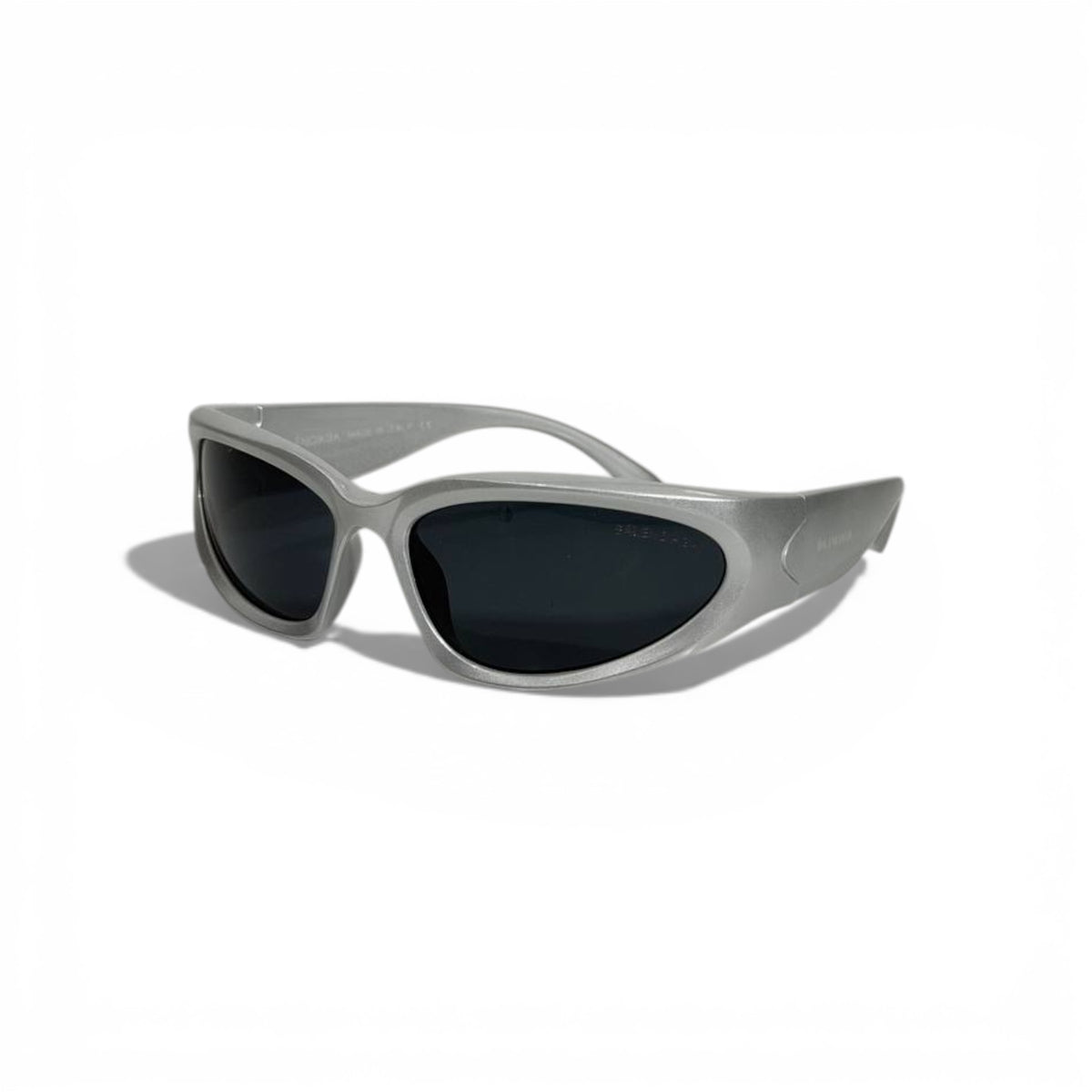 Balenciaga Futuristic Wrap Sunglasses – Silver Grey Edge 🕶️⚡