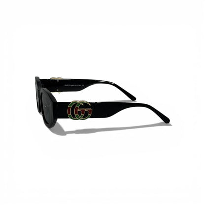 GUCCI Black Square Sunglasses with Iconic GG Logo – Bold Luxury Statement 🕶️🔥