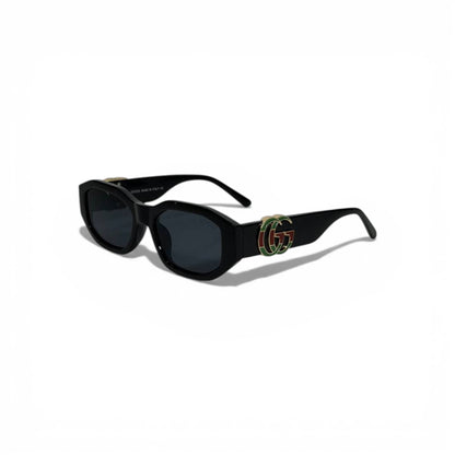 GUCCI Black Square Sunglasses with Iconic GG Logo – Bold Luxury Statement 💎✨