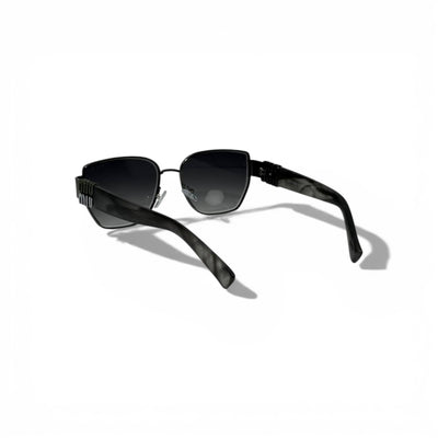 🖤 MIU MIU Square Sunglasses – Black Frame & Gradient Dark Lenses | Bold Logo Temples 🖤