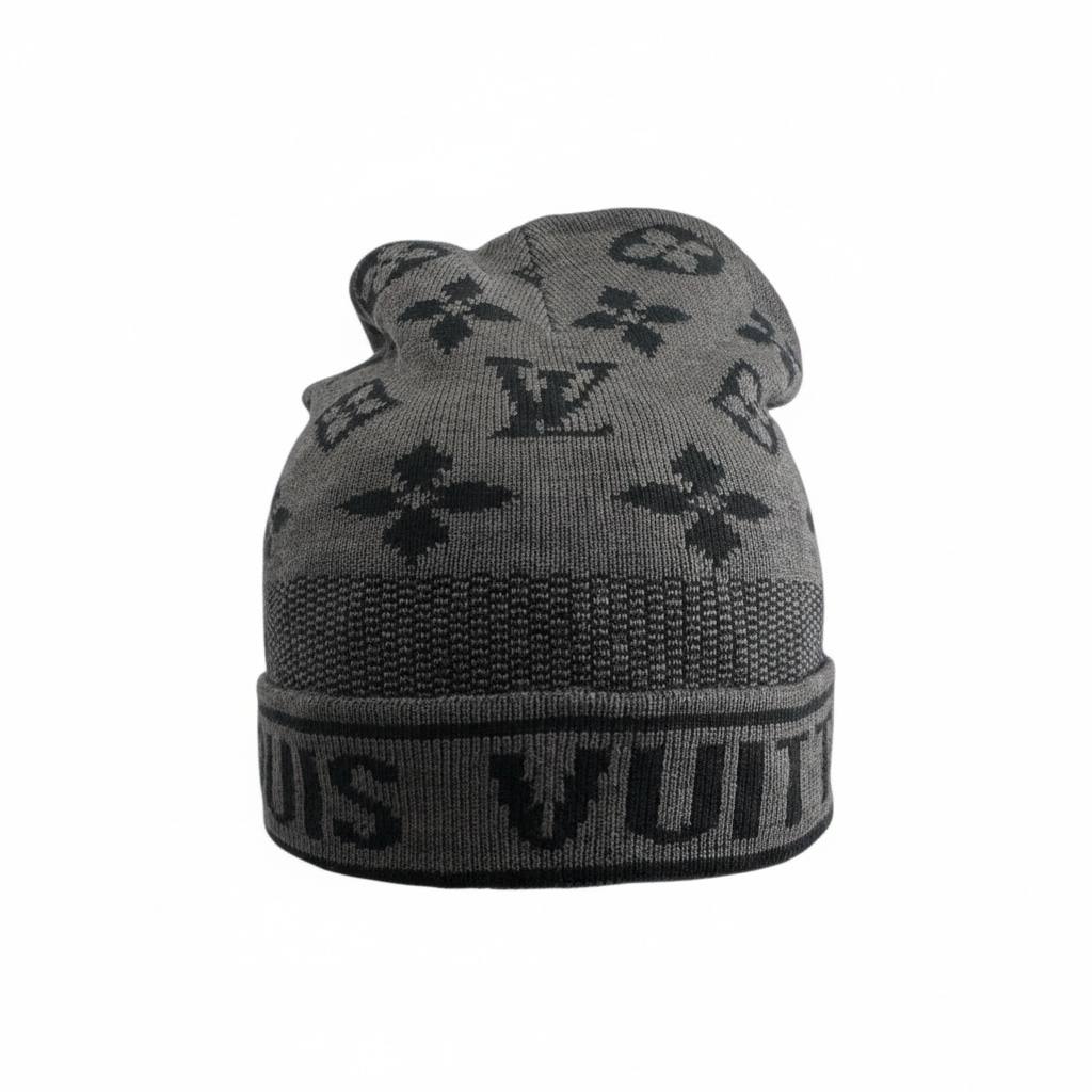 🧢 Louis Vuitton Monogram Knit Beanie – Iconic Winter Luxury 🩶✨