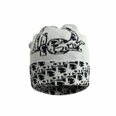 🧢 Dior Oblique Knit Beanie – Iconic Parisian Luxury 🤍🖤✨