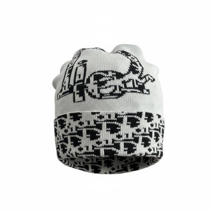 🧢 Dior Oblique Knit Beanie – Iconic Parisian Luxury 🤍🖤✨