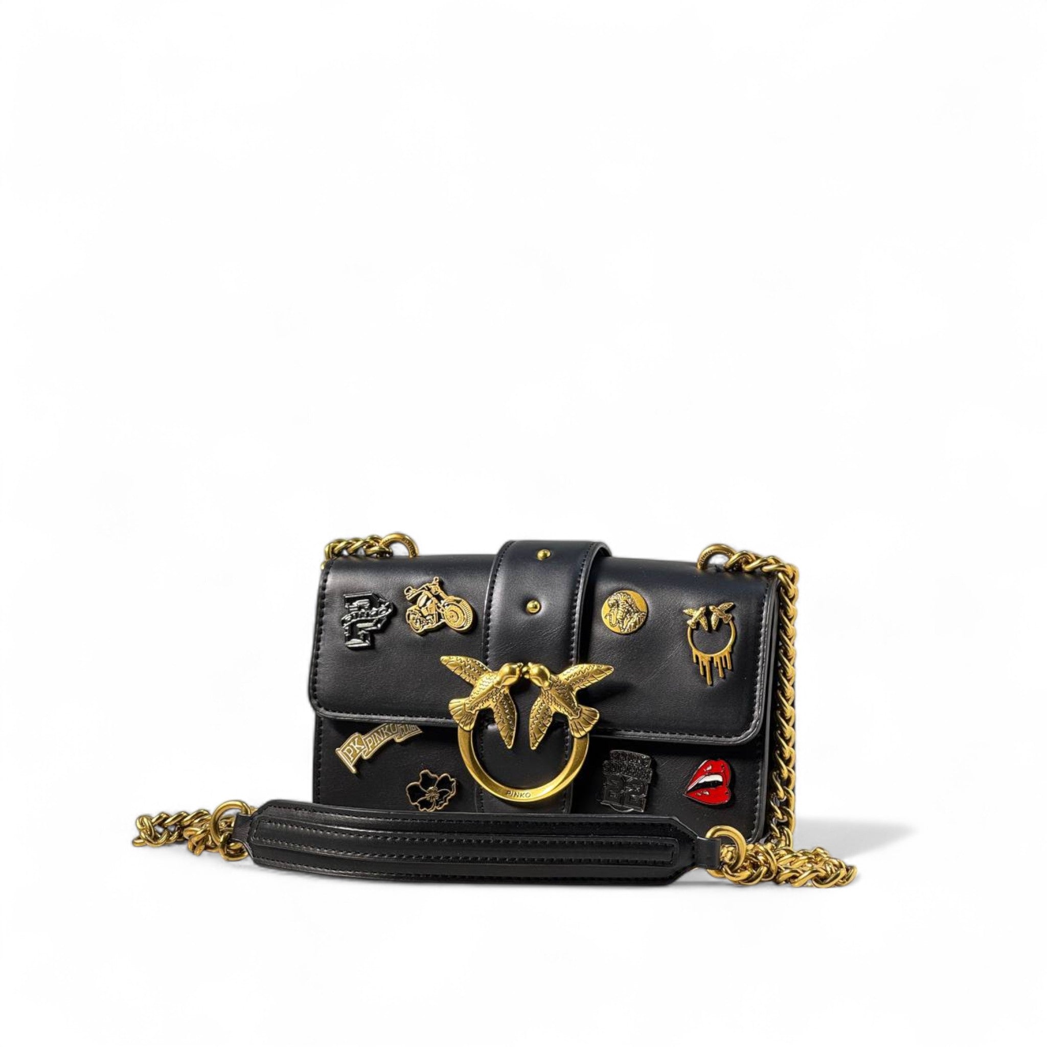 Pinko Black Patch Love Bag 🖤🔥 – Bold Icons & Golden Attitude